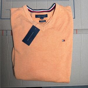 Tommy Hilfiger Men's Peach-Orange V-Neck Sweater